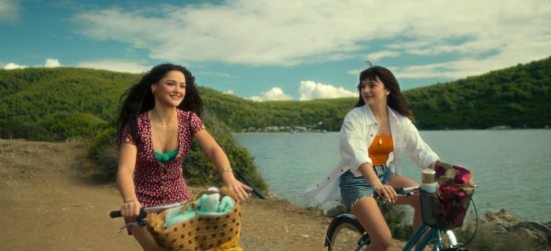 Cena do filme A Casa de Verão - Crítica Querofilme
